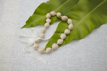 CHOKER KUKUI NUT WHITE